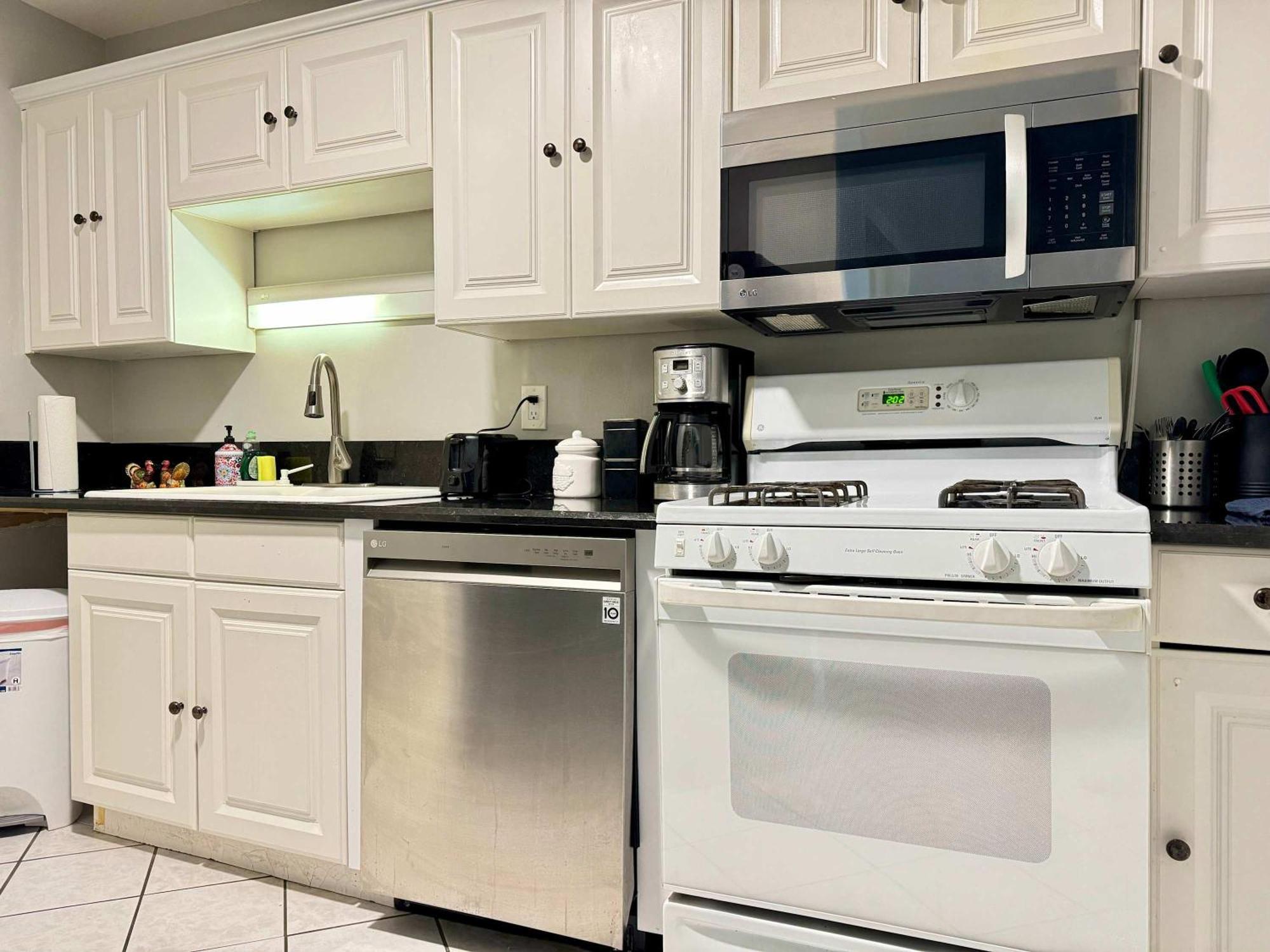 Ferienhaus Downtown! High Rise! Onsite Parking Lm609 *